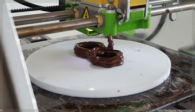 Chocolate em impressora 3D: empresa suíça é a primeira do mundo a oferecer serviço em larga escala