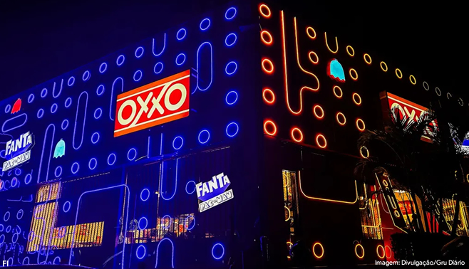 OXXO e Fanta criaram loja conceito para o lançamento da Fanta Pac-Man